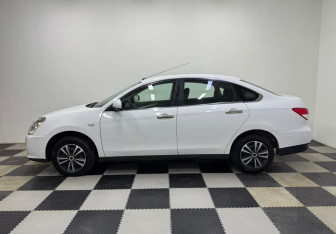 Подержанный автомобиль Nissan Almera Sedan 2013 года (8 фото)