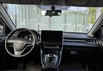Подержанный автомобиль Haval M6 2023 года (10 фото)