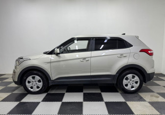 Подержанный автомобиль Hyundai Creta 2019 года (8 фото)