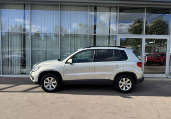 Подержанный автомобиль Volkswagen Tiguan 2014 года (8 фото)