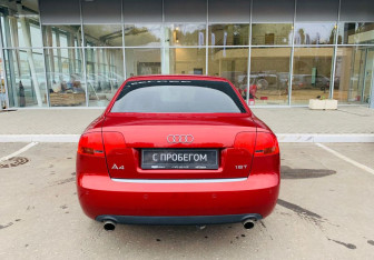 Подержанный автомобиль Audi A4 Sedan 2007 года (6 фото)