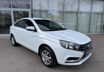 Подержанный автомобиль LADA (ВАЗ) Vesta Sedan 2016 года (3 фото)
