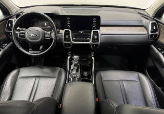Подержанный автомобиль Kia Sorento 2020 года (10 фото)