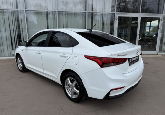 Подержанный автомобиль Hyundai Solaris Sedan 2018 года (7 фото)
