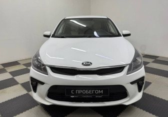 Подержанный автомобиль Kia Rio Sedan 2017 года (2 фото)