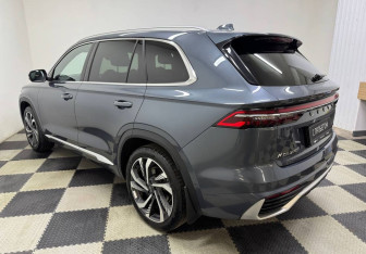 Подержанный автомобиль Geely Monjaro 2024 года (7 фото)