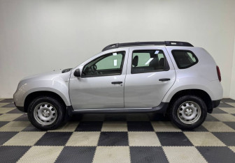 Подержанный автомобиль Renault Duster 2016 года (8 фото)