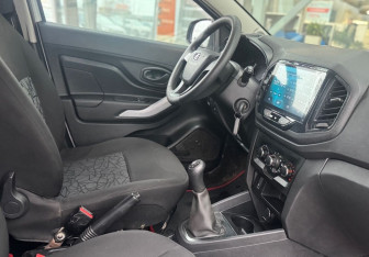 Подержанный автомобиль LADA (ВАЗ) XRAY 2019 года (11 фото)