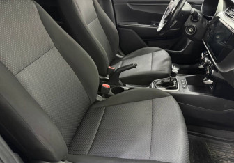 Подержанный автомобиль Kia Rio Hatchback 2021 года (9 фото)