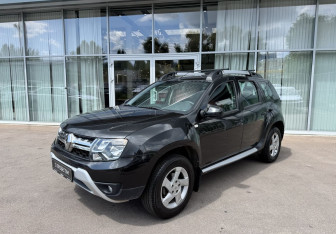 Подержанный автомобиль Renault Duster 2016 года (1 фото)
