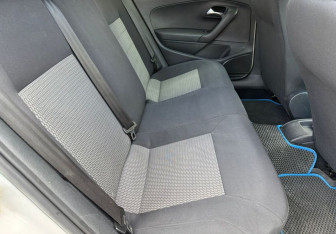 Подержанный автомобиль Volkswagen Polo Sedan 2013 года (10 фото)