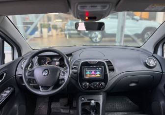 Подержанный автомобиль Renault Kaptur 2016 года (9 фото)