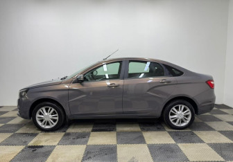 Подержанный автомобиль LADA (ВАЗ) Vesta Sedan 2019 года (8 фото)