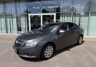 Подержанный автомобиль Chevrolet Cruze Sedan 2012 года (1 фото)