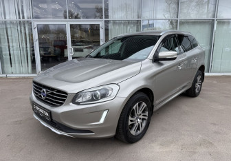 Подержанный автомобиль Volvo XC60 2016 года (1 фото)