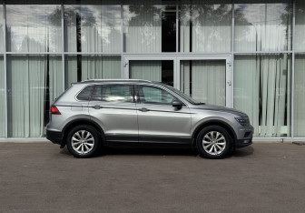 Подержанный автомобиль Volkswagen Tiguan 2017 года (4 фото)