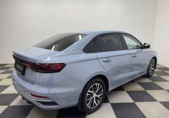 Подержанный автомобиль Geely Emgrand 2024 года (5 фото)