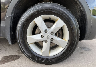 Подержанный автомобиль Nissan Qashqai 2012 года (12 фото)