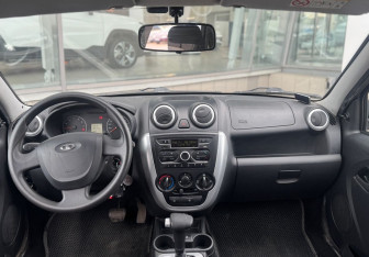 Подержанный автомобиль LADA (ВАЗ) Granta Sedan 2016 года (12 фото)