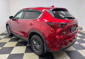 Подержанный автомобиль Mazda CX-5 2021 года (7 фото)