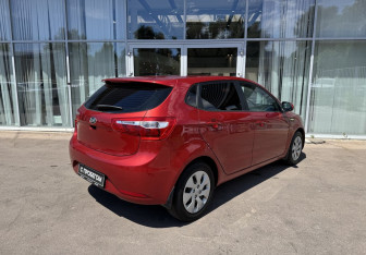 Подержанный автомобиль Kia Rio Hatchback 2014 года (5 фото)