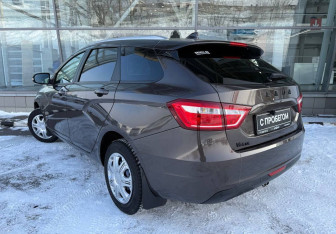Подержанный автомобиль LADA (ВАЗ) Vesta Wagon 2019 года (7 фото)