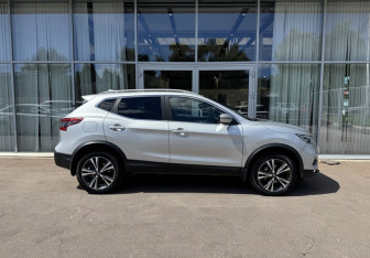 Подержанный автомобиль Nissan Qashqai 2019 года (4 фото)