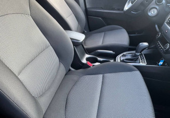 Подержанный автомобиль Hyundai Creta 2017 года (9 фото)