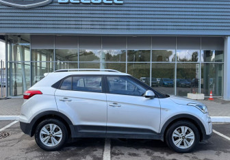 Подержанный автомобиль Hyundai Creta 2017 года (4 фото)