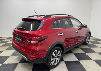 Подержанный автомобиль Kia Rio Hatchback 2020 года (5 фото)