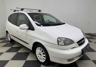 Подержанный автомобиль Chevrolet Rezzo 2007 года (3 фото)