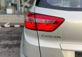 Подержанный автомобиль Hyundai Creta 2018 года (15 фото)
