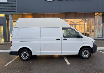 Подержанный автомобиль Volkswagen Transporter Van 2013 года (4 фото)