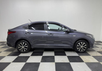 Подержанный автомобиль Hyundai Solaris Sedan 2021 года (4 фото)