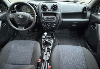 Подержанный автомобиль LADA (ВАЗ) Granta Sedan 2014 года (10 фото)