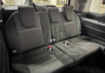 Подержанный автомобиль Honda Stepwgn 2019 года (12 фото)