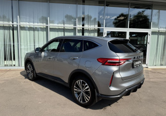 Подержанный автомобиль Haval F7 2024 года (7 фото)