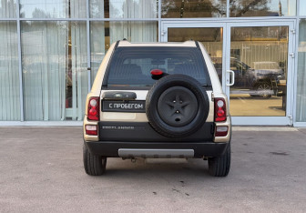 Подержанный автомобиль Land Rover Freelander 2004 года (6 фото)