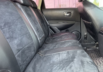 Подержанный автомобиль Nissan Qashqai 2012 года (11 фото)