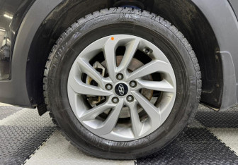 Подержанный автомобиль Hyundai Tucson 2017 года (12 фото)