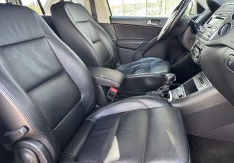 Подержанный автомобиль Volkswagen Tiguan 2014 года (10 фото)