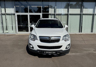Подержанный автомобиль Opel Antara 2014 года (2 фото)