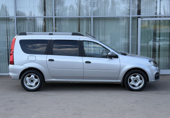 Подержанный автомобиль LADA (ВАЗ) Largus Wagon 2024 года (4 фото)