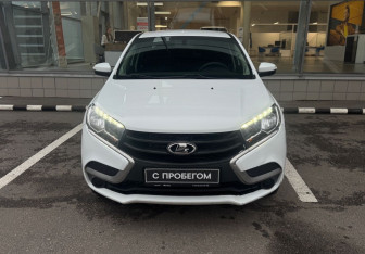 Подержанный автомобиль LADA (ВАЗ) XRAY 2019 года (2 фото)