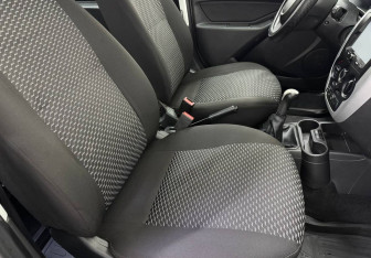 Подержанный автомобиль LADA (ВАЗ) Granta Sedan 2018 года (9 фото)