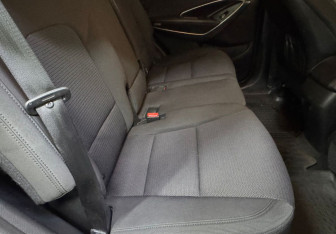 Подержанный автомобиль Hyundai Santa Fe 2013 года (11 фото)