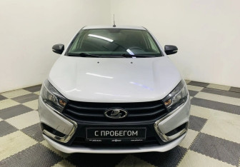 Подержанный автомобиль LADA (ВАЗ) Vesta Sedan 2019 года (2 фото)