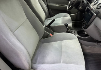 Подержанный автомобиль Chevrolet Lacetti Hatchback 2004 года (9 фото)