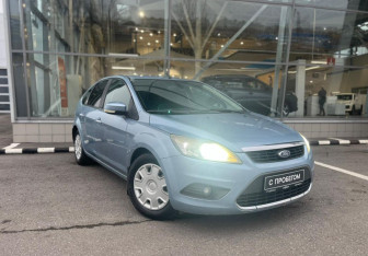 Подержанный автомобиль Ford Focus Hatchback 2008 года (2 фото)