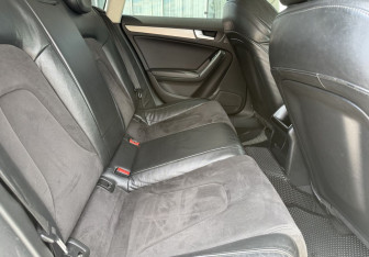 Подержанный автомобиль Audi A5 Liftback 2010 года (11 фото)